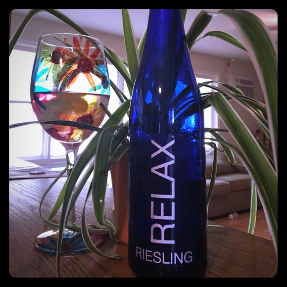 Meet your Posher, Kelly - Picture 2 of 2