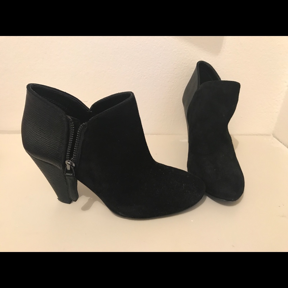Women's black booties