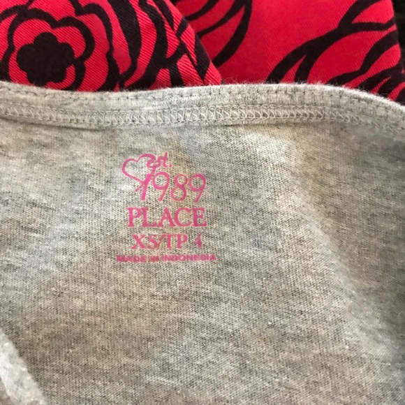 Outfit - Kitten & Puppy + Red Floral Jeans - Picture 3 of 6