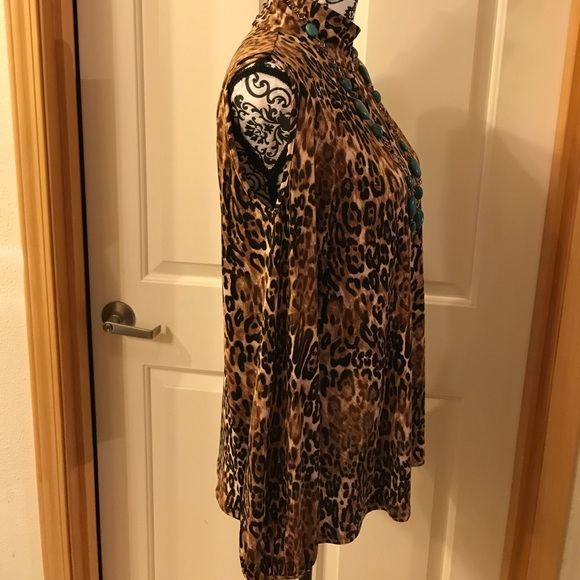 EUC Sexy Knit Leopard Print Top🔥 - Picture 4 of 6
