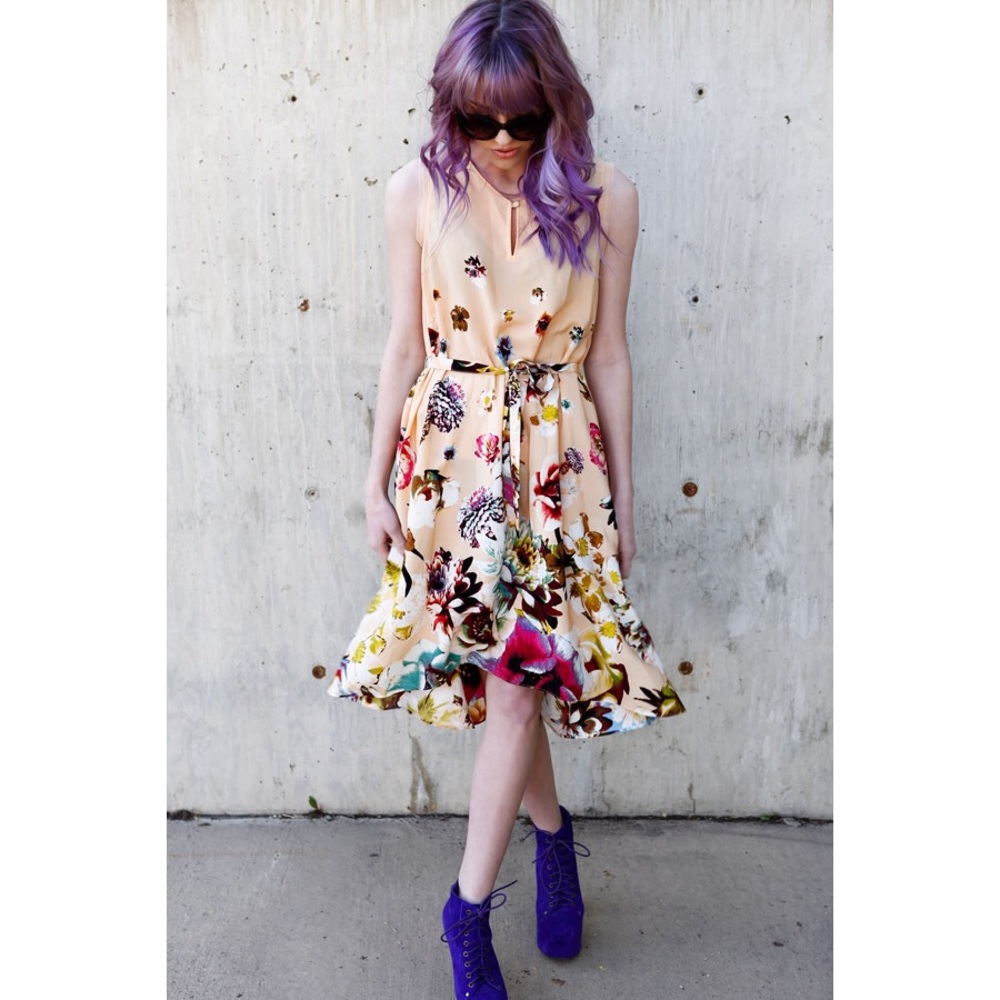 Simply Vera by Vera Wang Dress