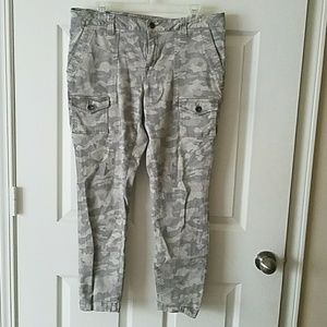 GAP Camouflage Khaki