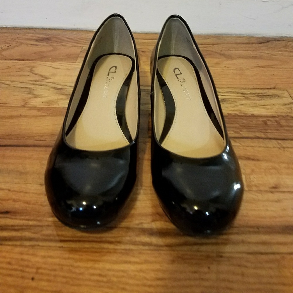 Chinese Laundry wedge flat.