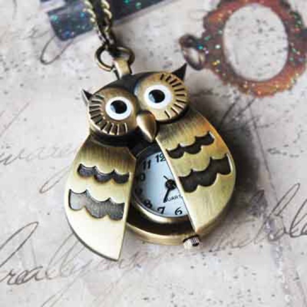 Owl clock necklace