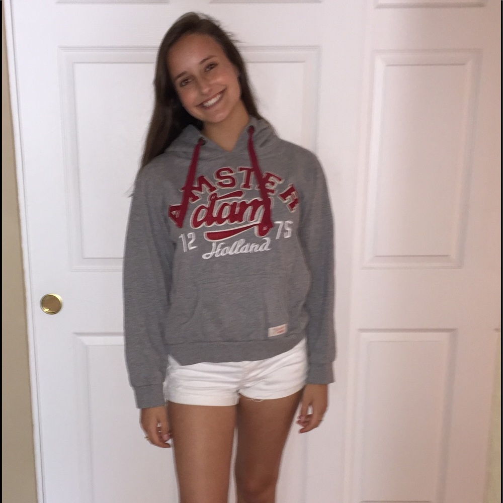 FOX cozy sweatshirt bought in Amsterdam, in EUC