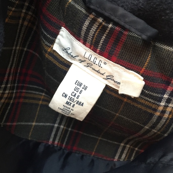 Navy Vest! - Picture 2 of 4