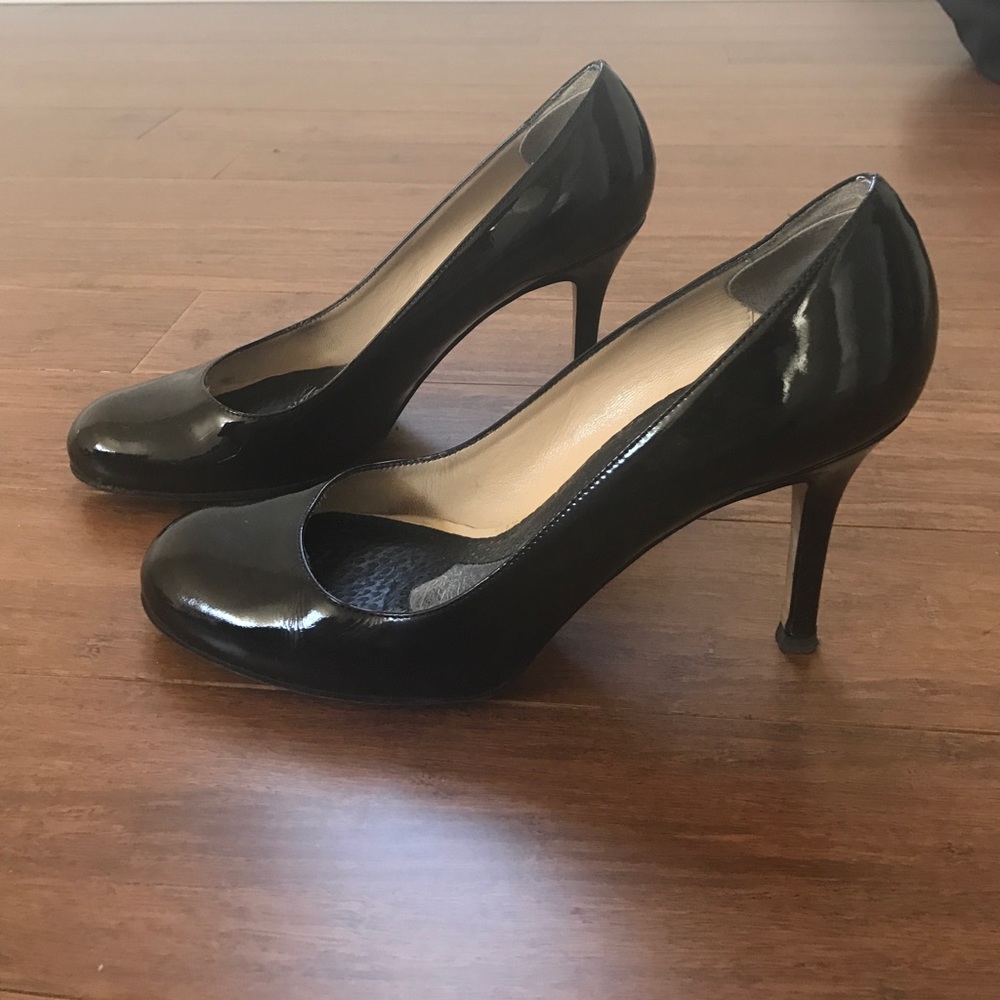 Kate Spade Karolina patent pumps