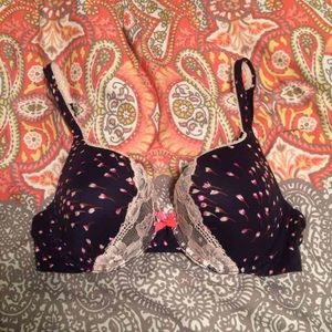 LIKE NEW Body by Victoria Perfect Shape bra!