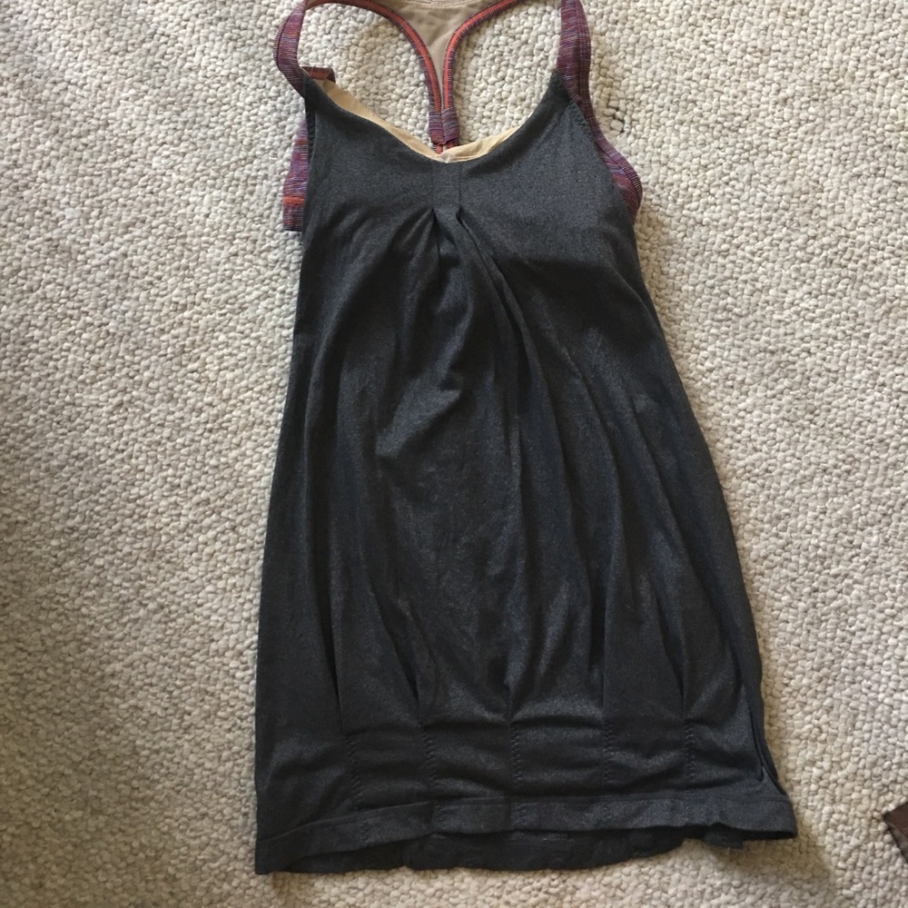 Lululemon tank with built-in sports bra