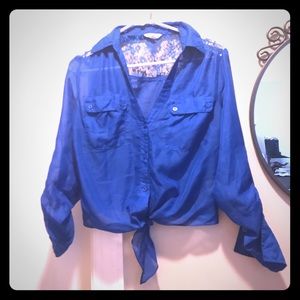 Sexy blue collared crop