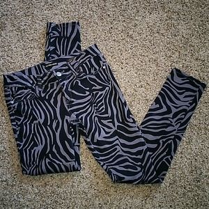 Sacred Virtue Jeggings