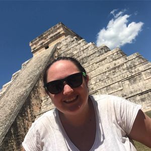 Meet your Posher, Stephanie