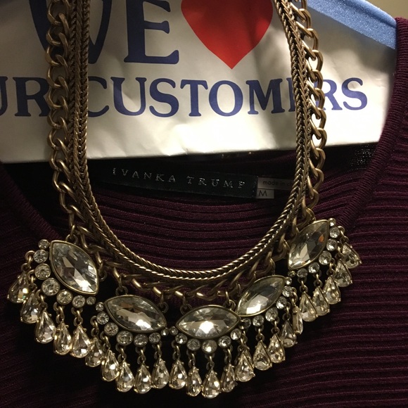 Banana Republic necklace - Picture 5 of 7