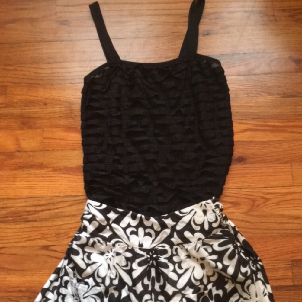 Two piece with blouse and skirt