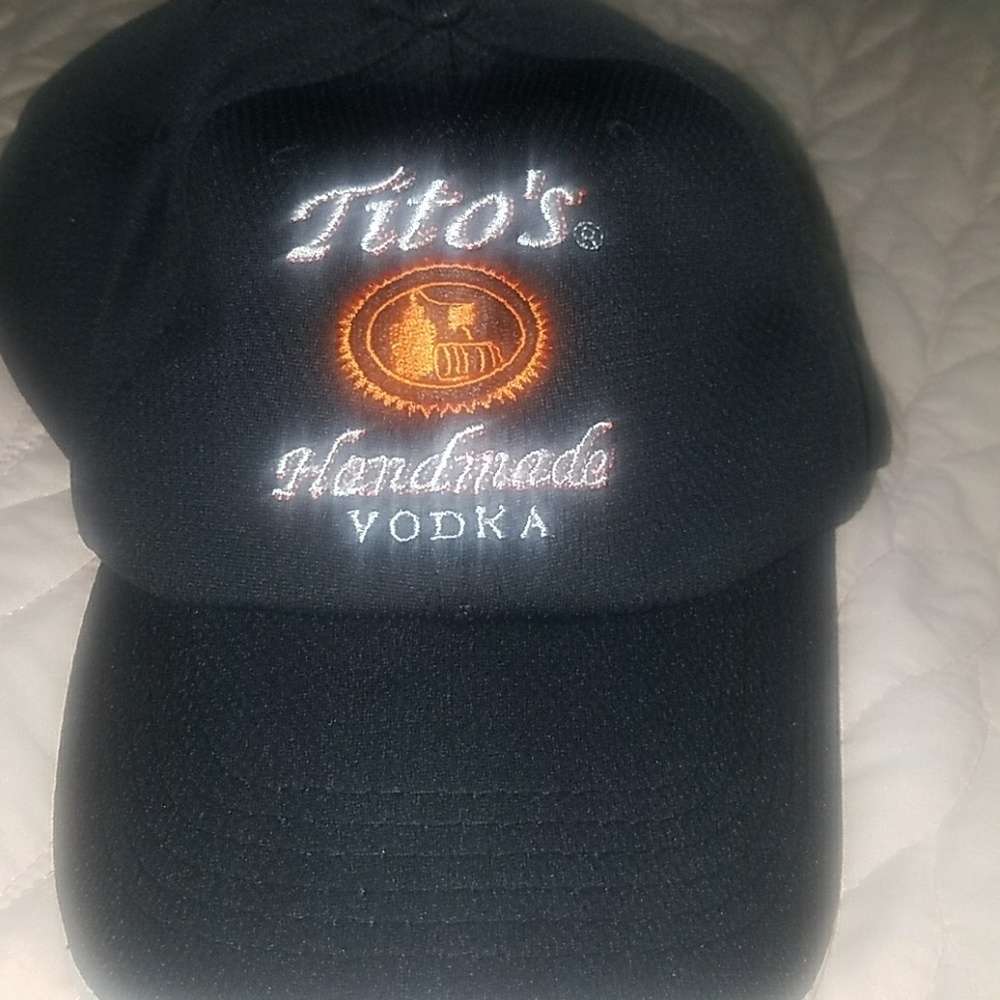 Titos hat