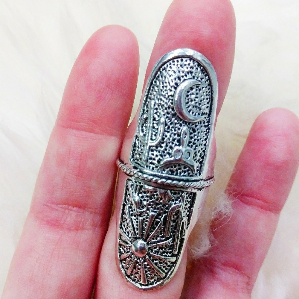 5.5/6 Desert Scene Sun and Moon Gypsy Ring Hippy