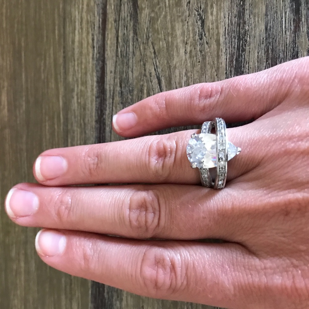 Cocktail Ring - Picture 2 of 4