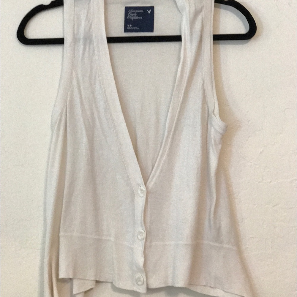 Sleeveless sweater vest