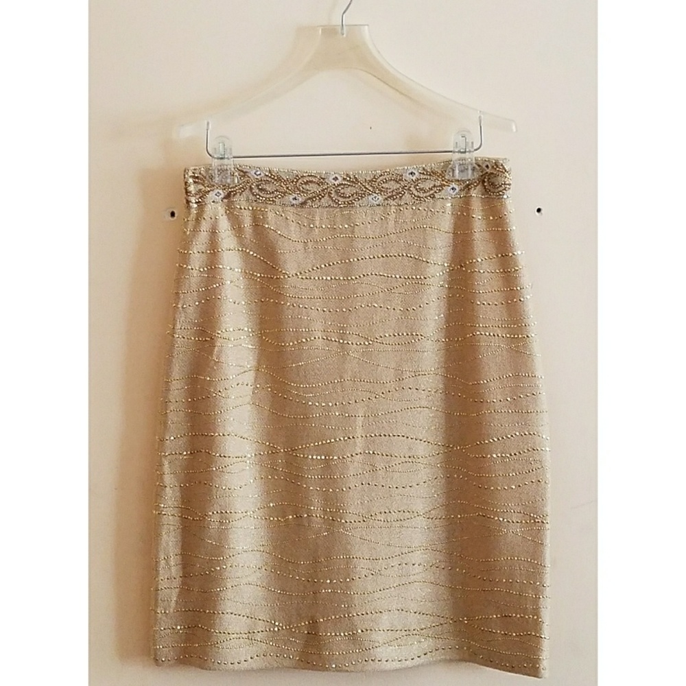 Gorgeous gold St. John skirt