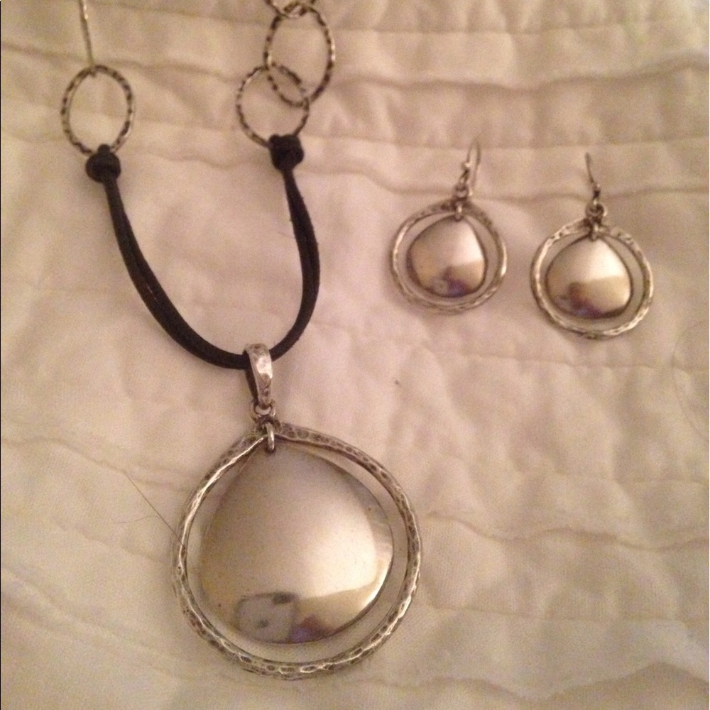 Silpada Disc Pendant & Earrings