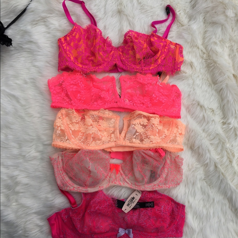 FINAL PRICE! NWT 5 bundle Victoria's Secret bras