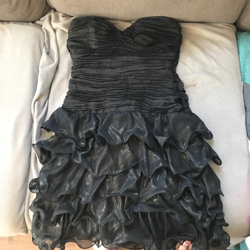 Size 9 black/gold strapless dress