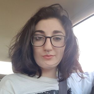 Meet your Posher, Madeleine