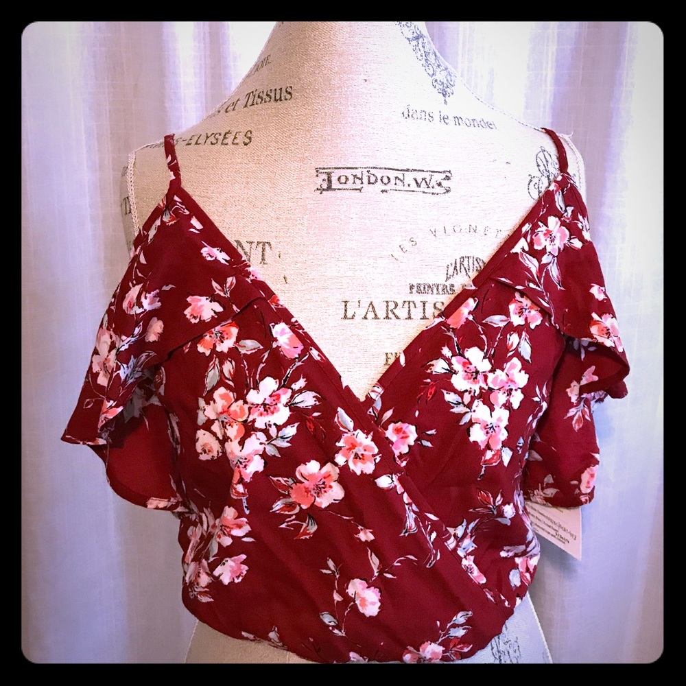 Floral Cold Shoulder Ruffle Crop Top