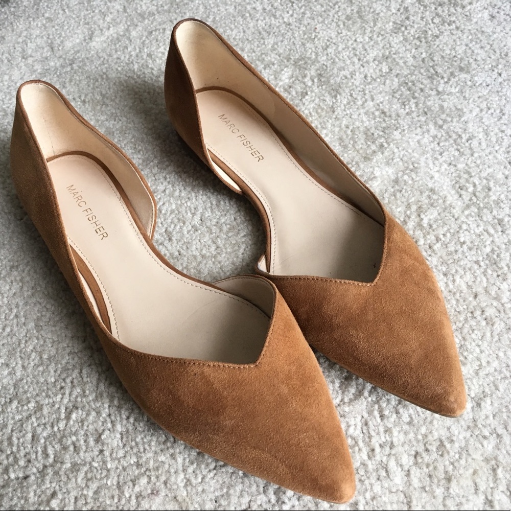 Marc Fisher flats Size 8 Camel color