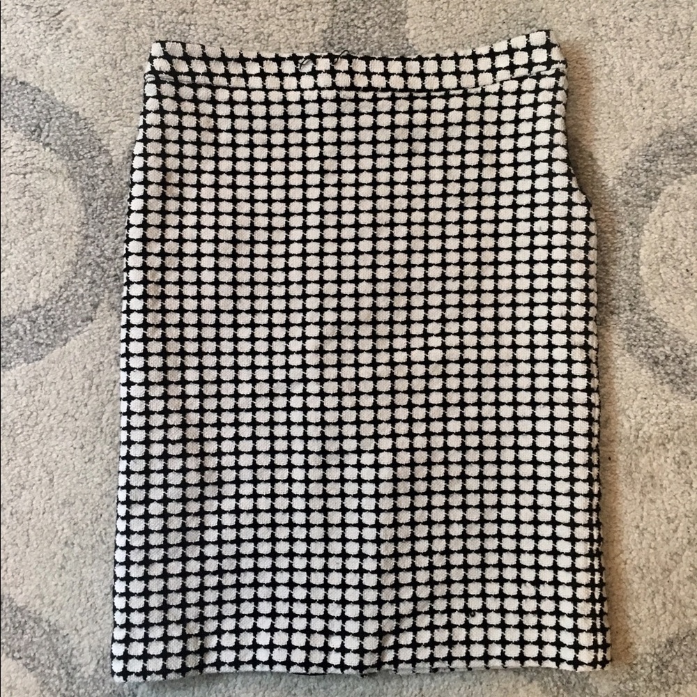 Black and white pencil skirt.