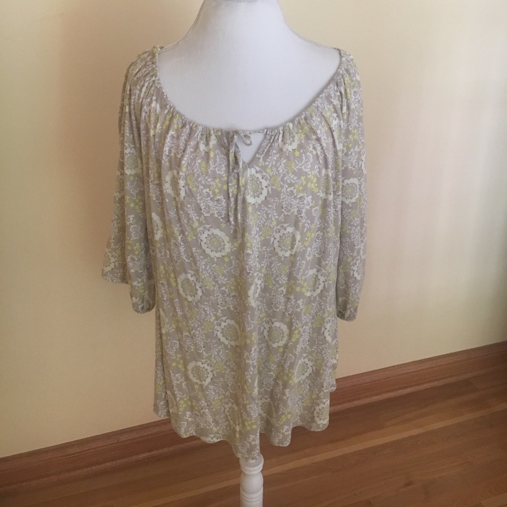 Old Navy blouse