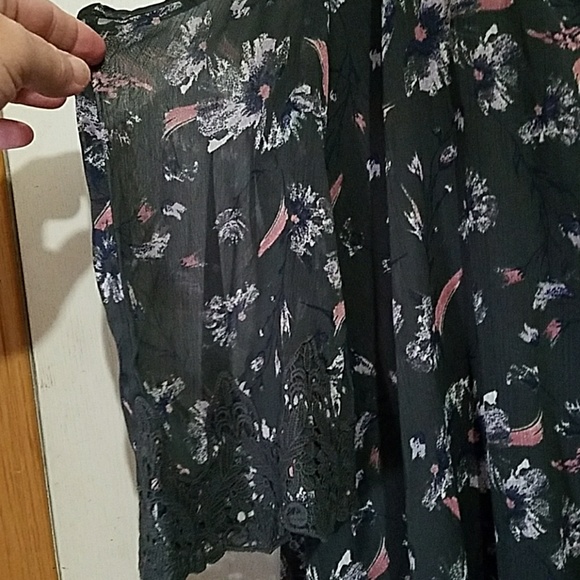 SOLD - Picture 2 of 4