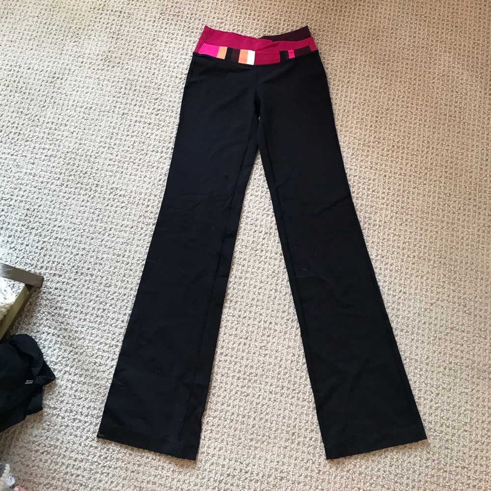 yoga pants