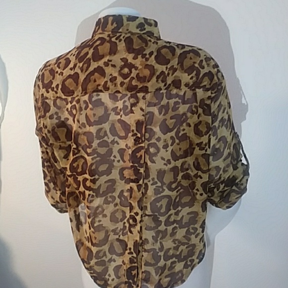 NWT Sheer leopard print crop top - Picture 2 of 3