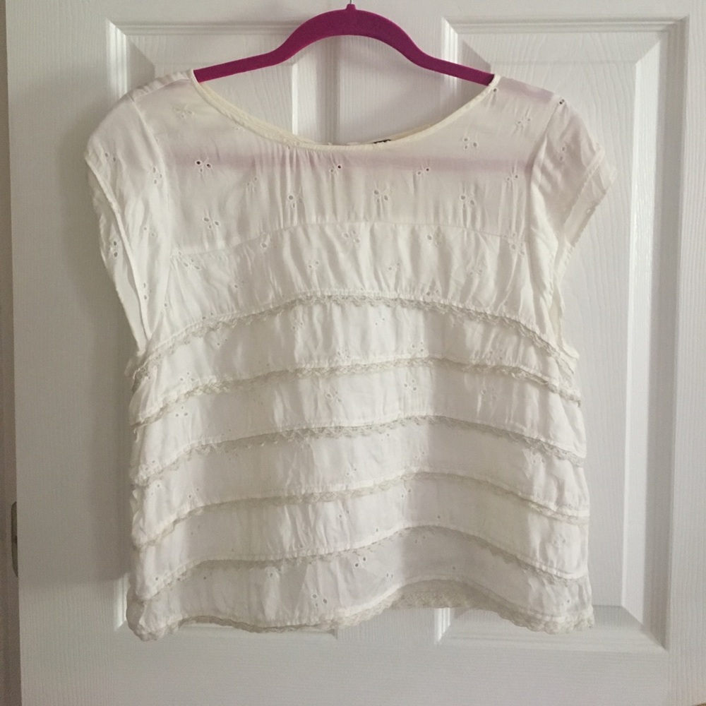 White crop top