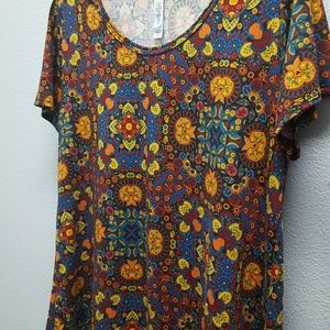 Lularoe Classic T EUC Beautiful Fall colors Medium