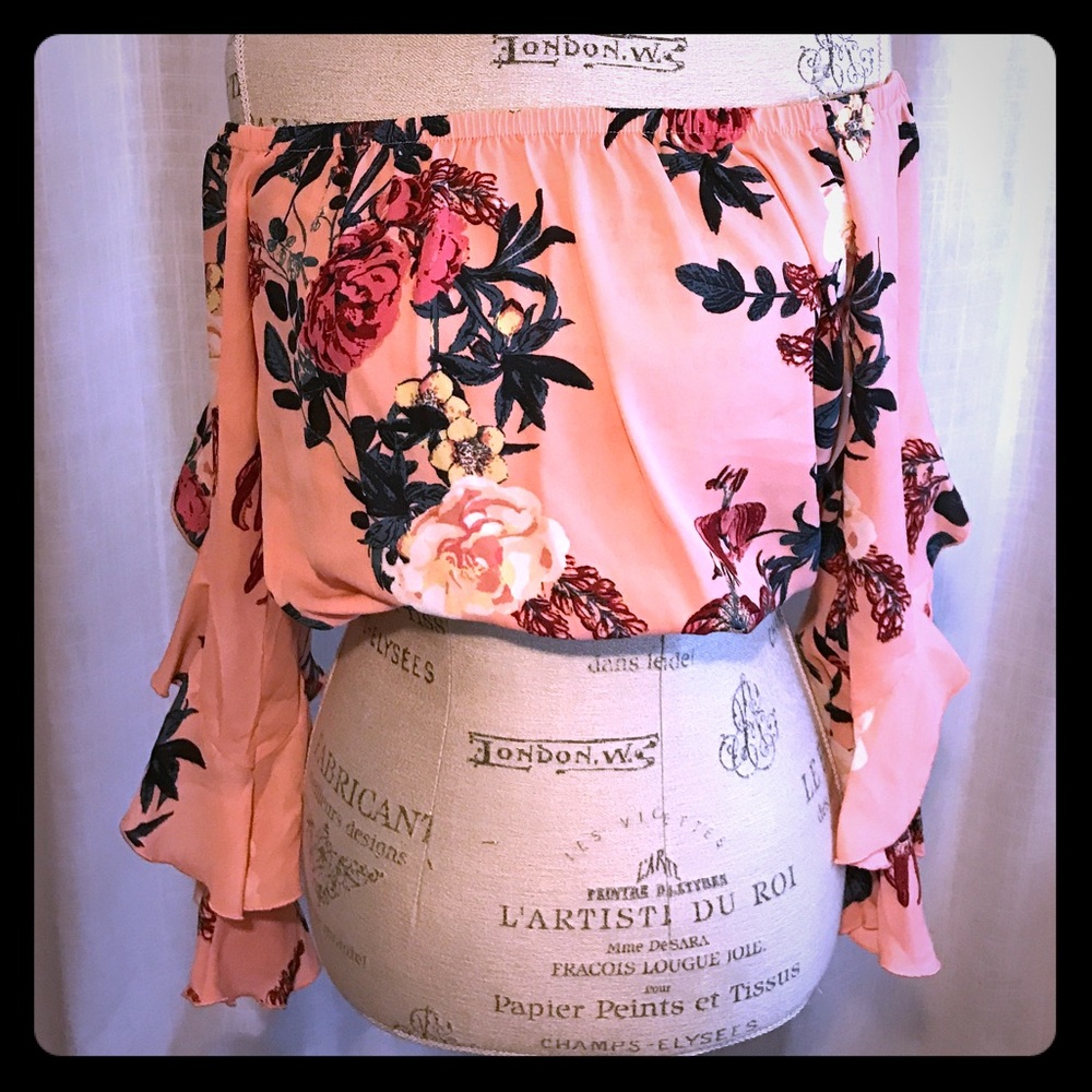Off The Shoulder Ruffle Sleeve Floral Crop Top