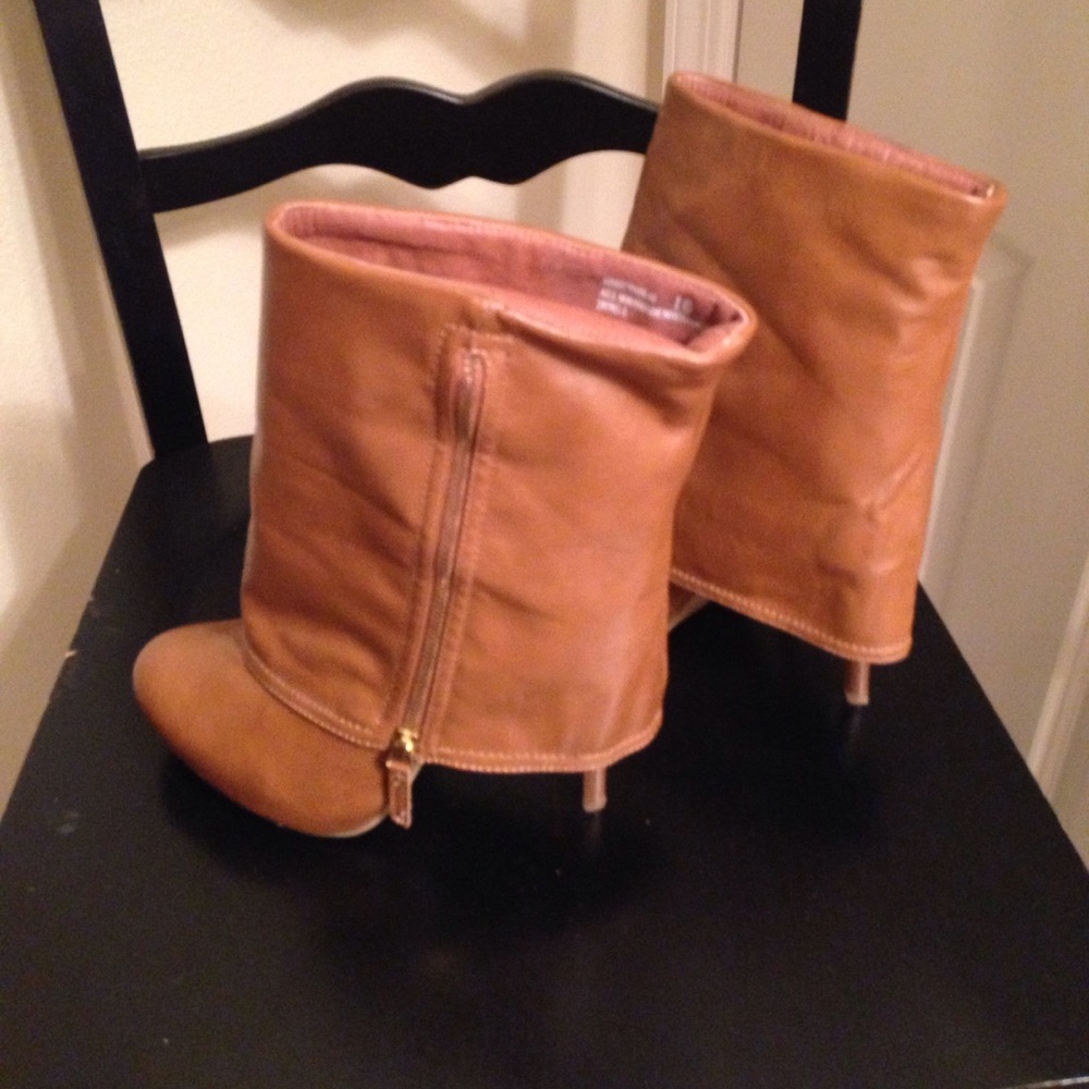 Lt. brown booties