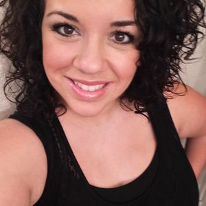 Meet your Posher, Alicia
