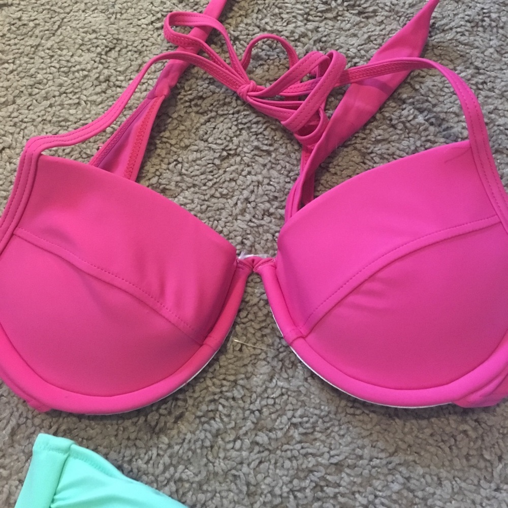 Fun swim top bundle - Picture 4 of 5