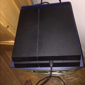 PS4 all black with red controller