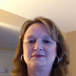 Meet your Posher, Debra