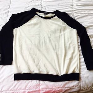 Black&White/Cream long sleeve sweater