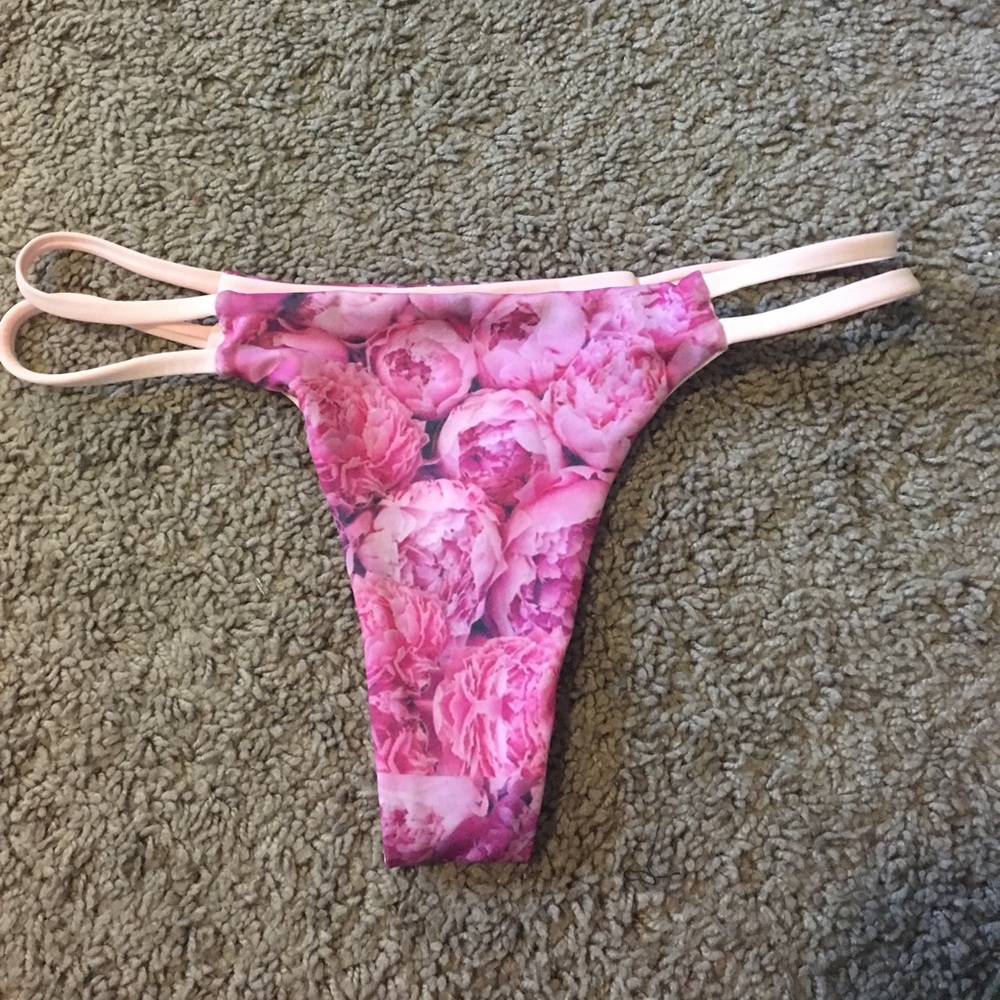 Sizemore golden bottoms