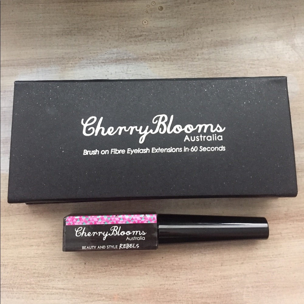 Mascara and Liner Bundle
