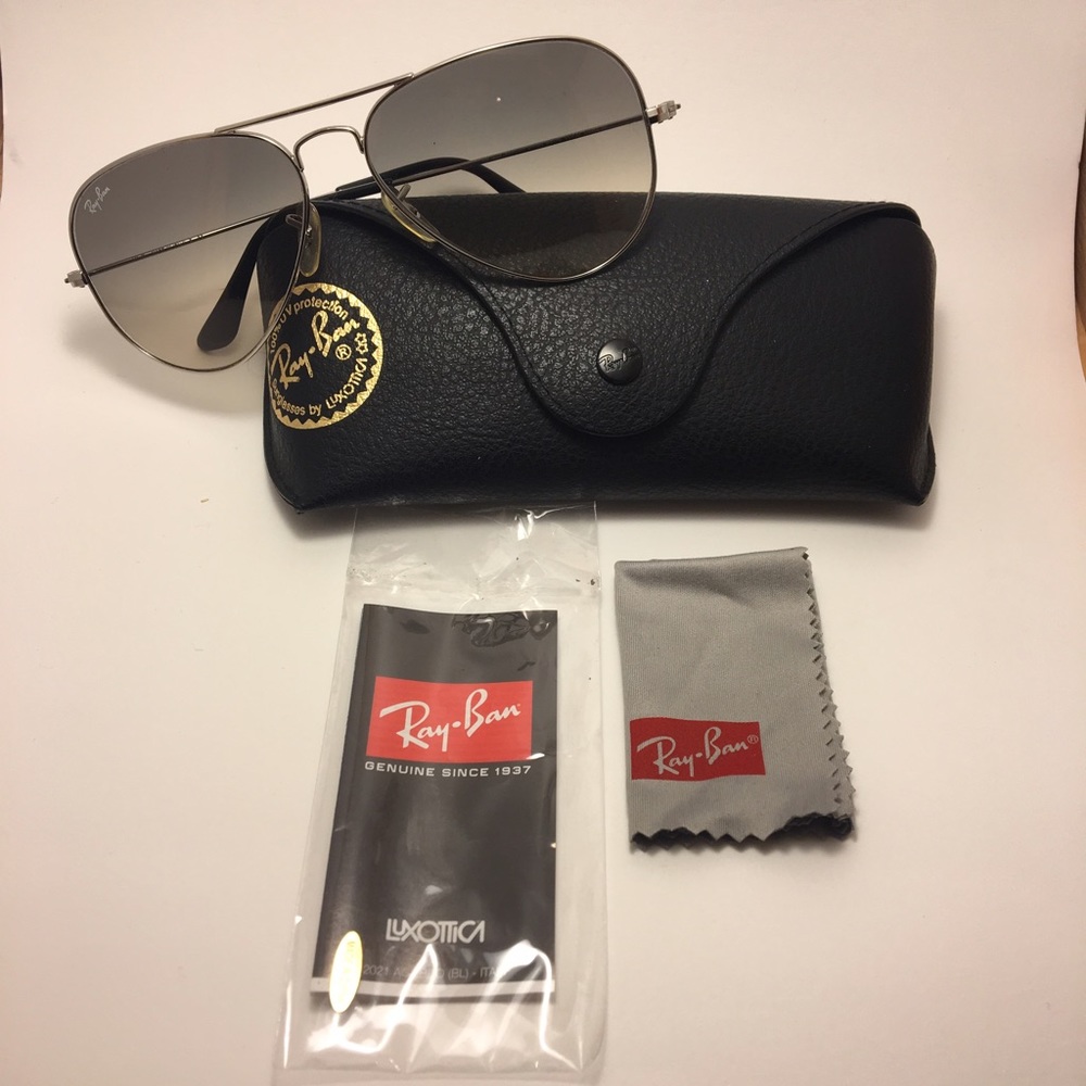 Ray-Ban Aviator Sunglasses
