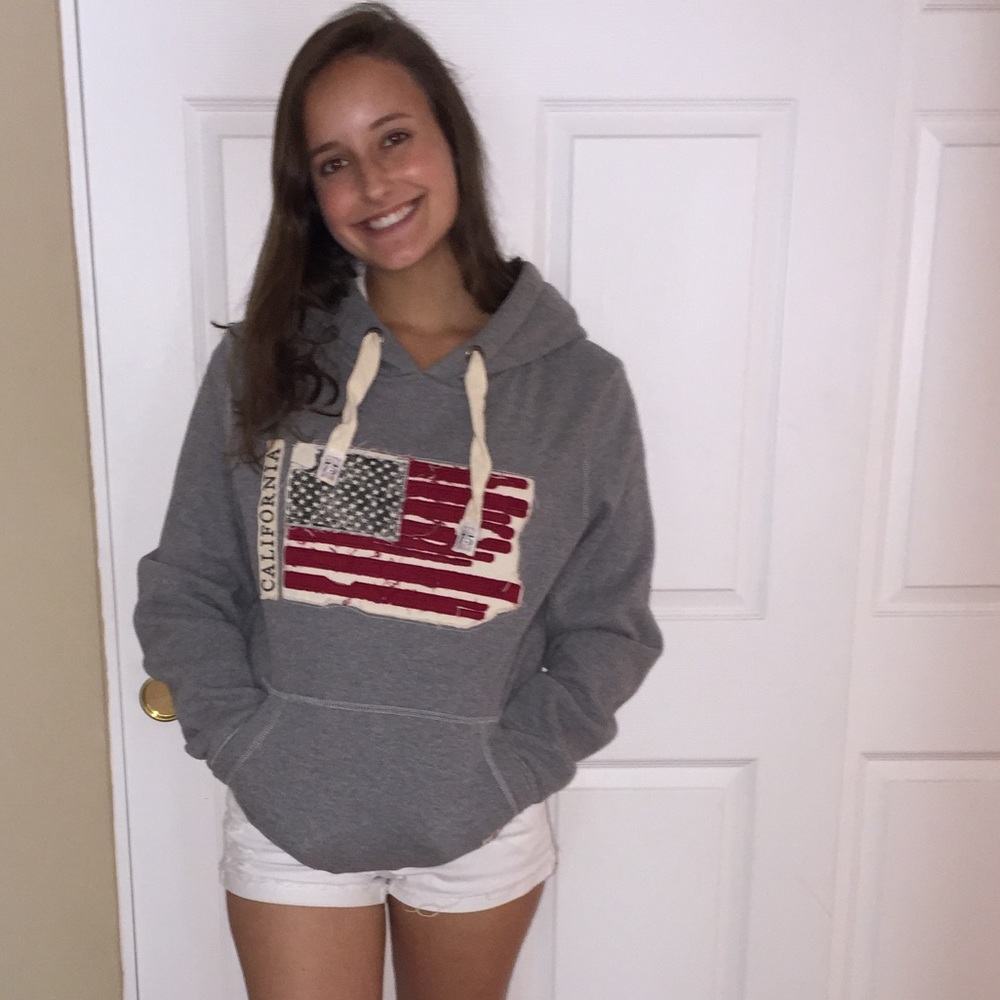 City Wear Online American sweatshirt- size S, NWOT