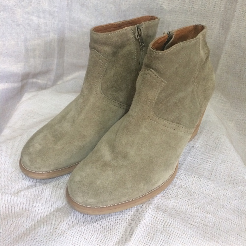 👢Madewell Suede Booties! 👢