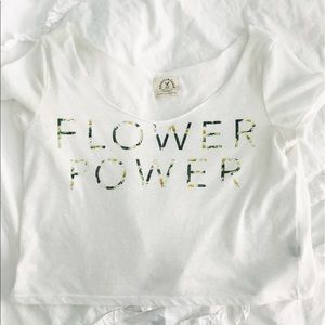 Cropped Flower Power Shirt