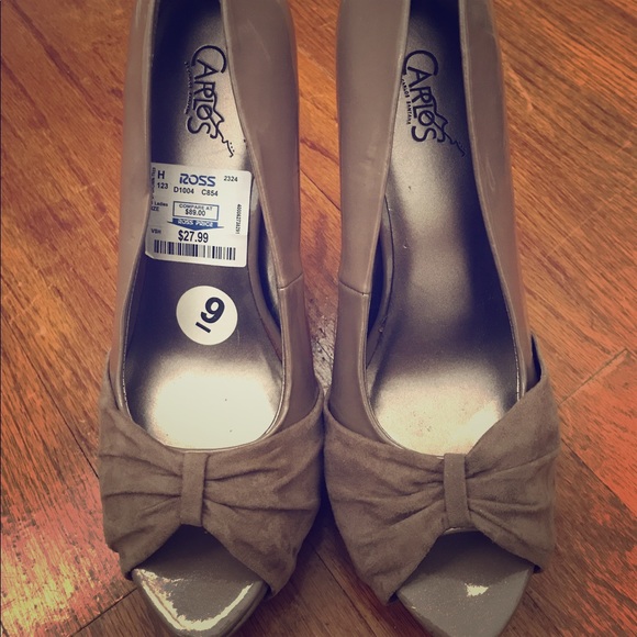 Heels by Carlos Santana - Picture 1 of 3